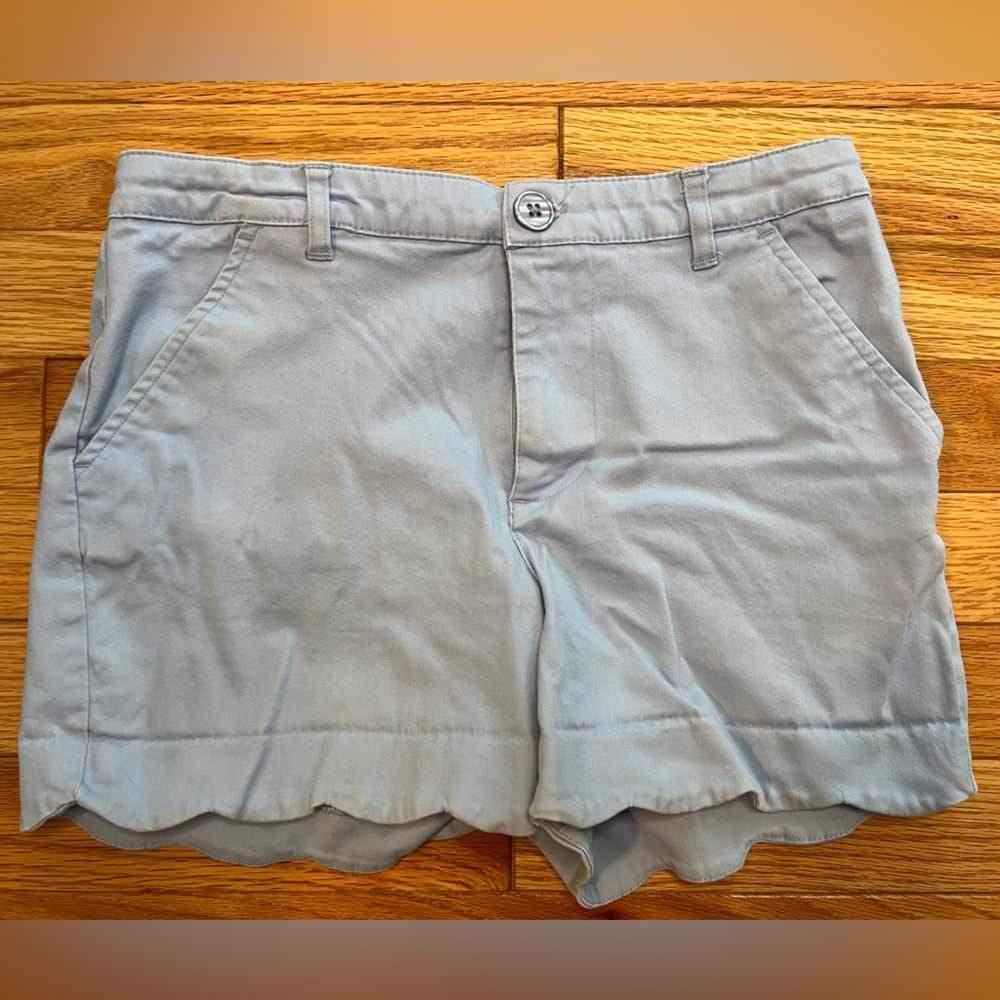 Crown & Ivy Kids - Girls scalloped shorts, size 14. Like new!